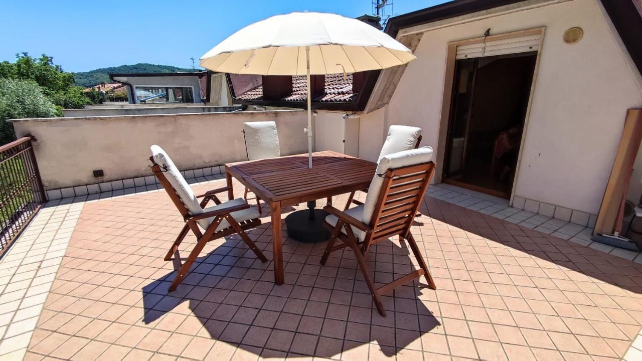 Appartement La Mansarda à Castel Di Sangro Extérieur photo